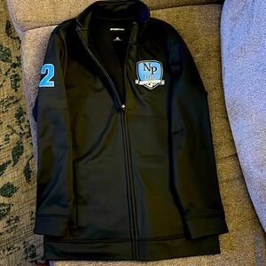XL Youth zip up weather proof sweatshirt. Don't overpay Club price